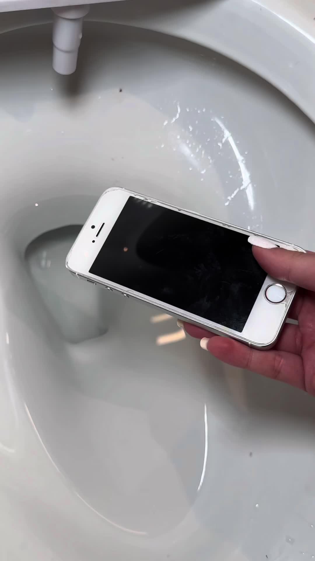 Free up iphone storage in seconds with Cleanup