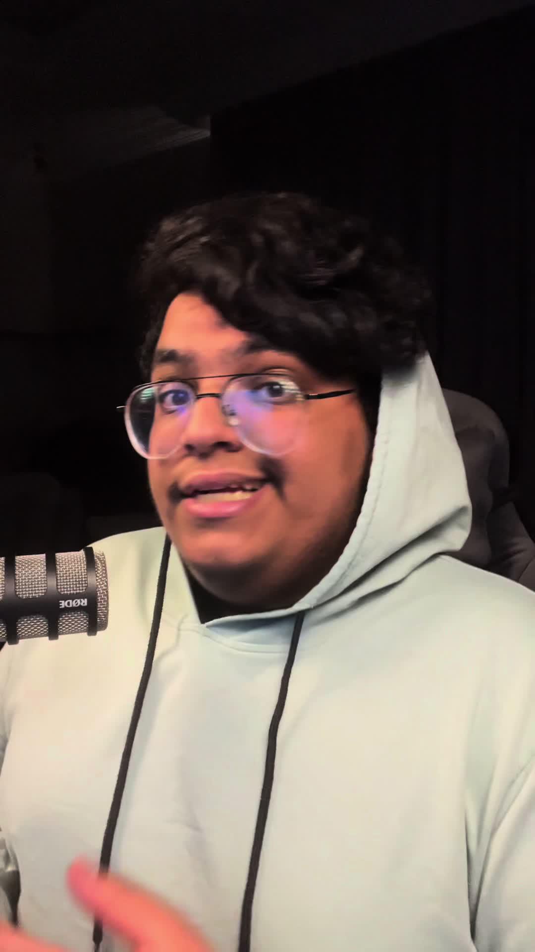 قهوة وحلا وكل اللي تبيه يجيك بنفس سعره