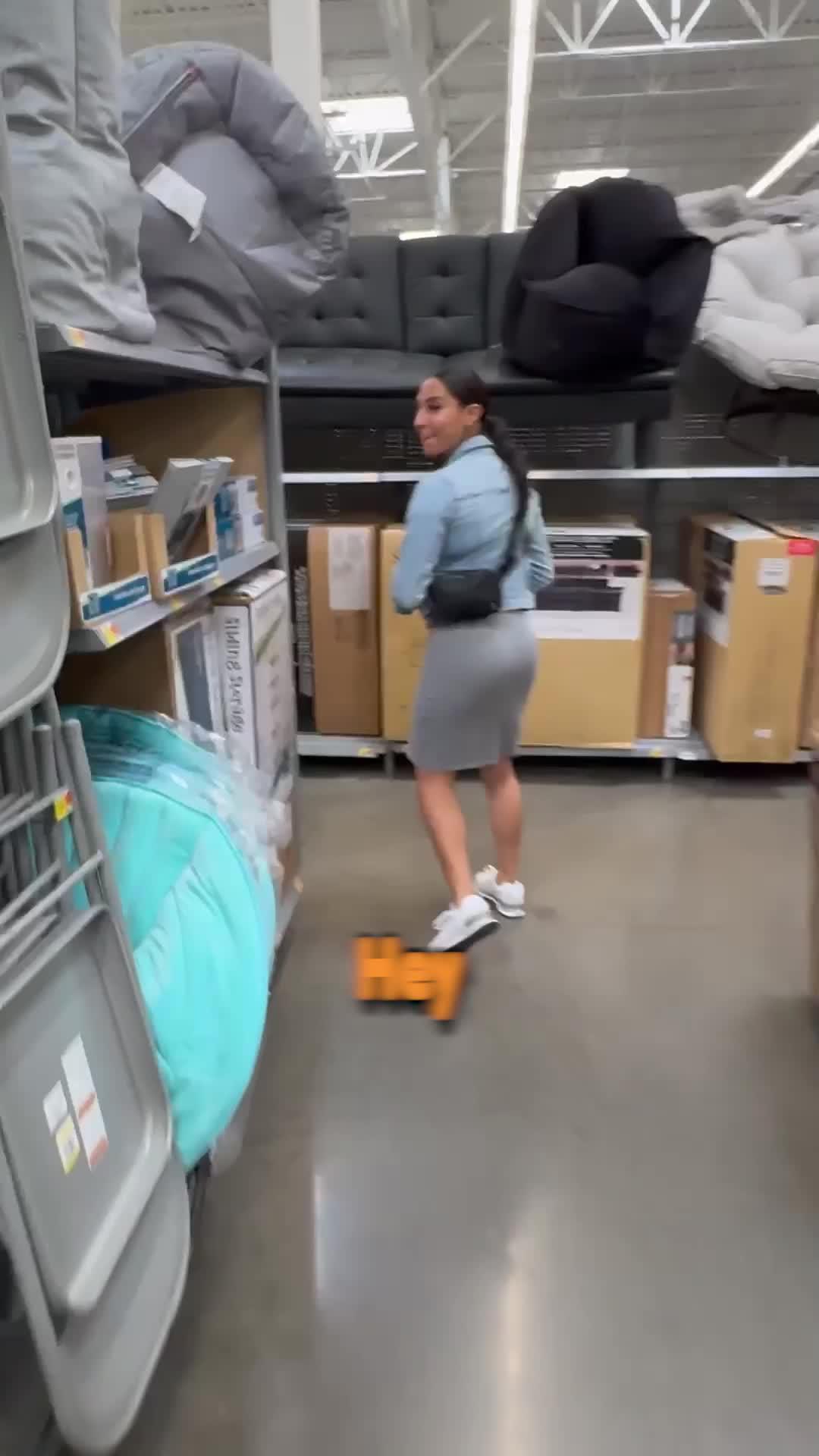 All your local vibes: news, spots, and events—right under your nose!