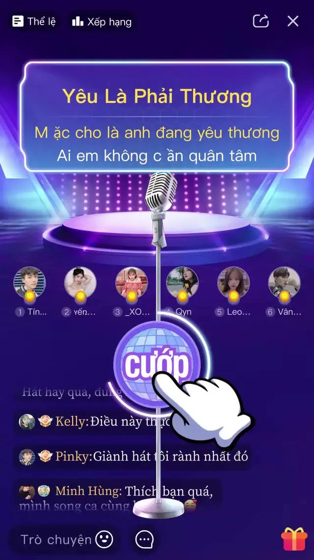 Vô số bài hát hot đều có tại SingNow