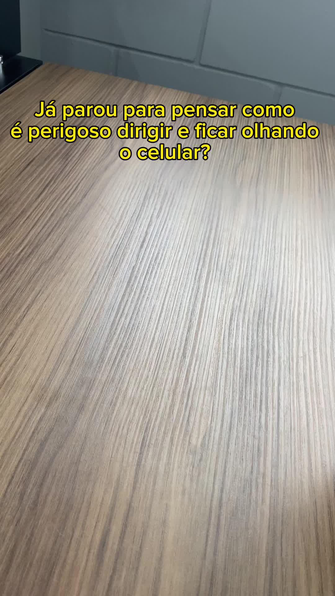 Suporte Celular Carro Veicular Painel Para Brisa Anti Queda