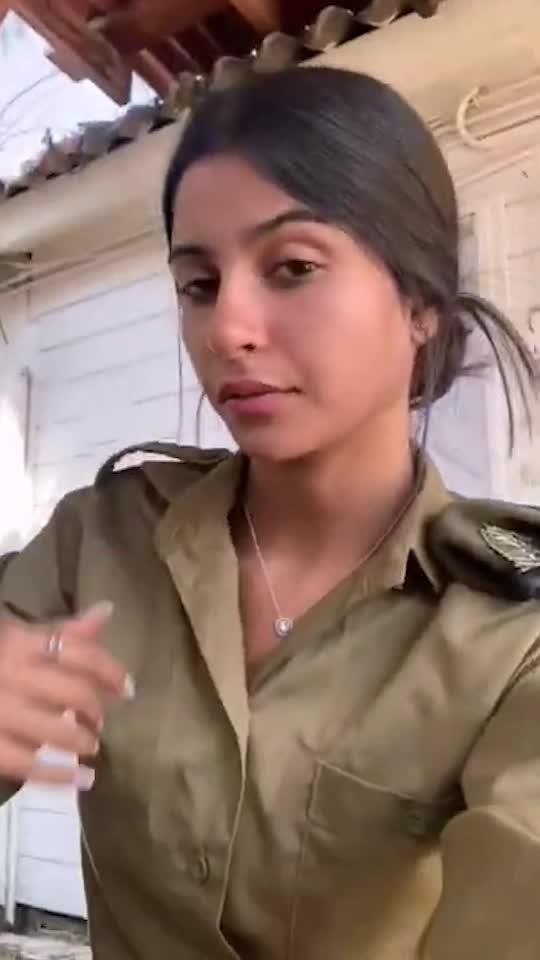 Face to face video chat with beautiful girls