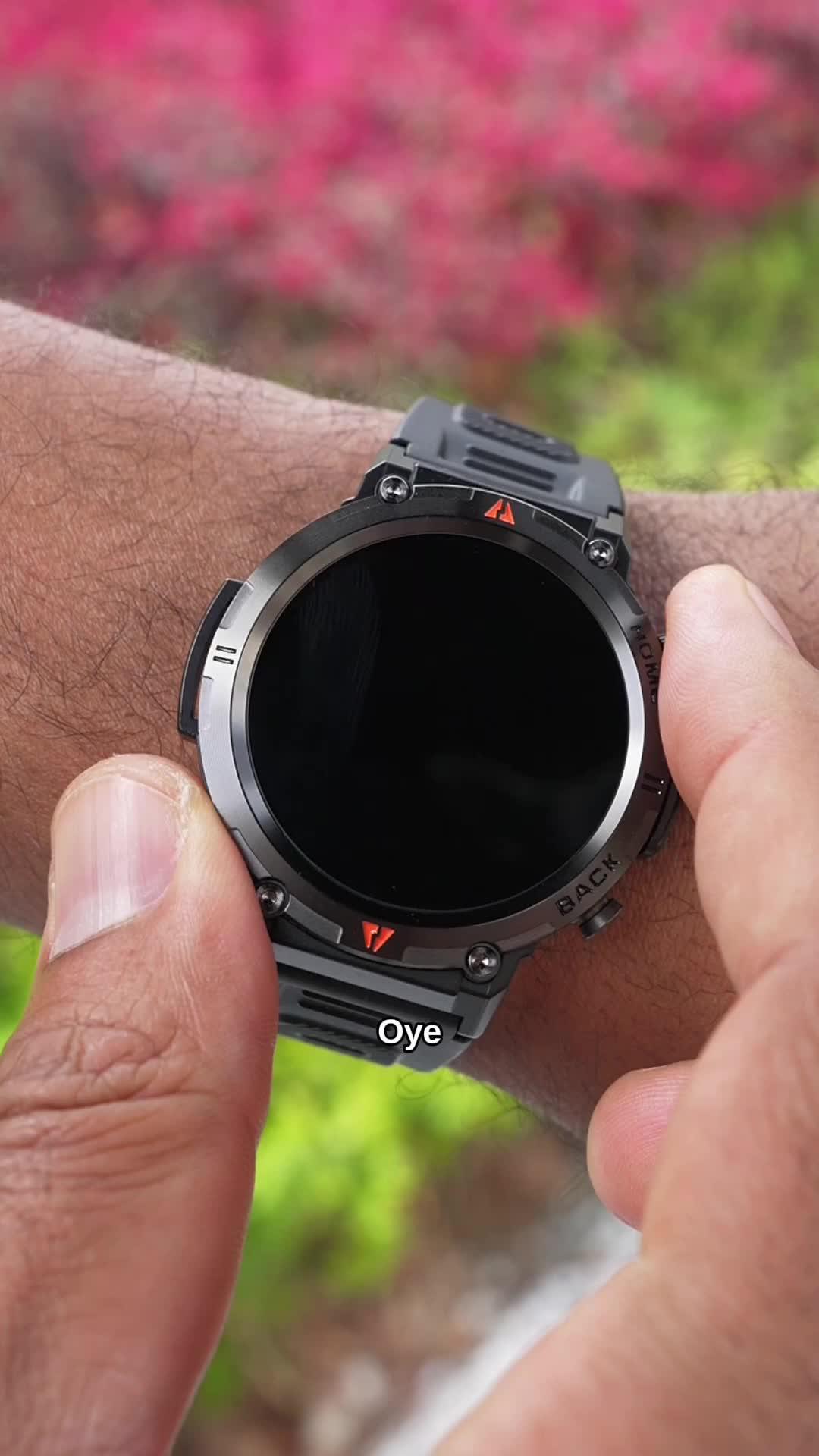 ¡No creerás el poder que tendrás en tu muñeca con este reloj inteligente! Olvídate de sacar tu teléfono para todo; con un giro de tu muñeca, estarás conectado al mundo. Experimenta la libertad de atender llamadas en movimiento y rastrear tu salud con tecnología de punta. Y lo mejor de todo, te acompaña en cada aventura con su durabilidad superior. 💪⌚️ #RelojInteligente #TecnologiaEnTuMuñeca #ConectadoAlMundo #SaludYEstiloDeVida #AventuraYEstilo