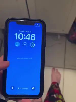 Get awesome wallpapers right now!