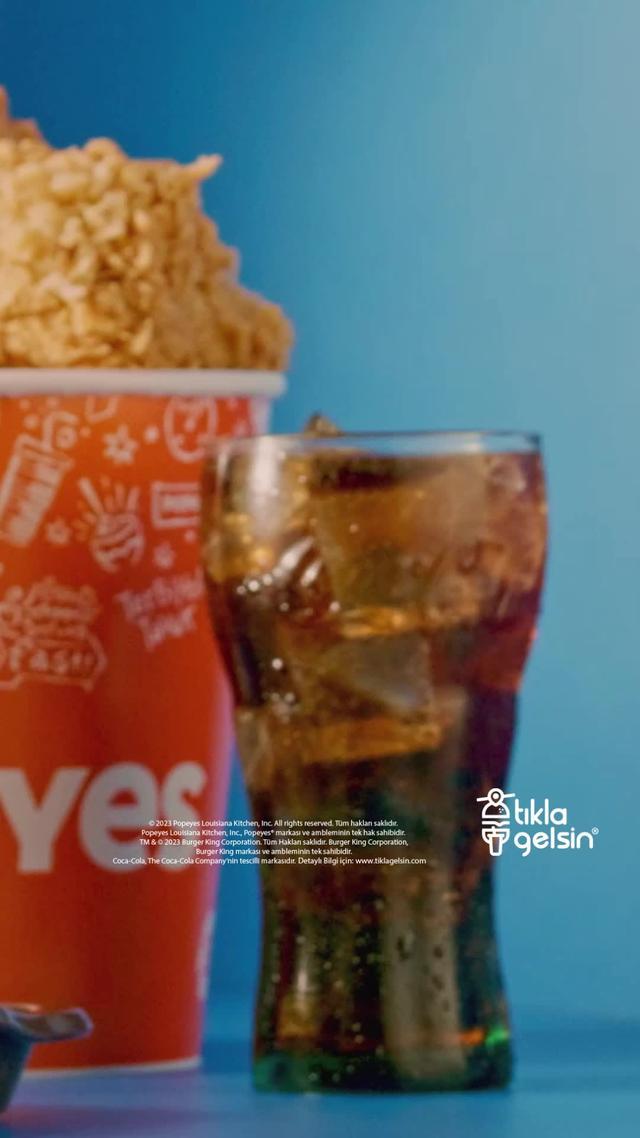 Tıkla Gelsin® ile En Sevdiğin Lezzetler Bir Tık Uzağında. Hemen İndir, Sipariş Vermeye Başla! 