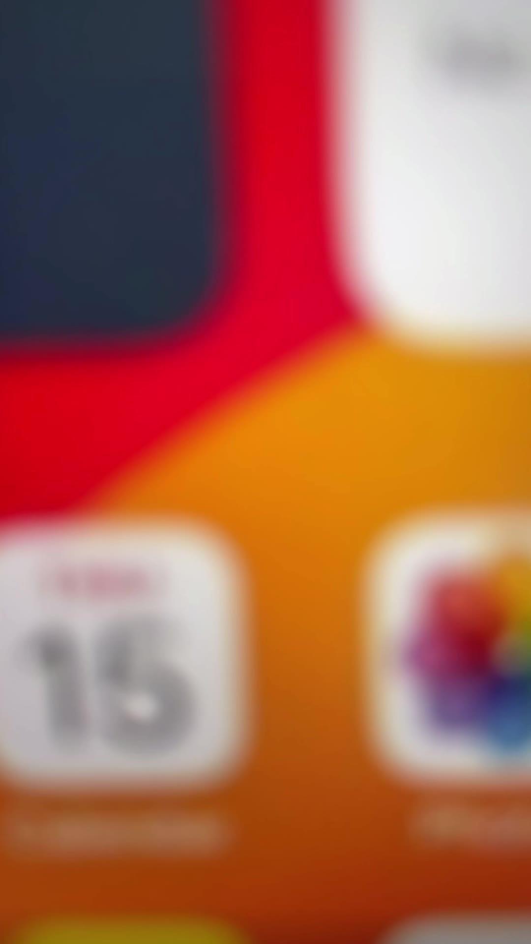 Set exclusive widgets & themes for your Phone