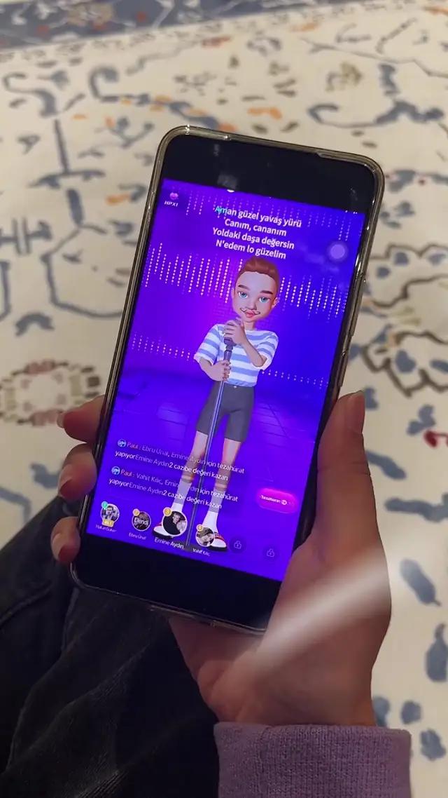 Bağımlılık yapıcı bir şekilde Weplay'deki oyunları sürekli oynuyorum.