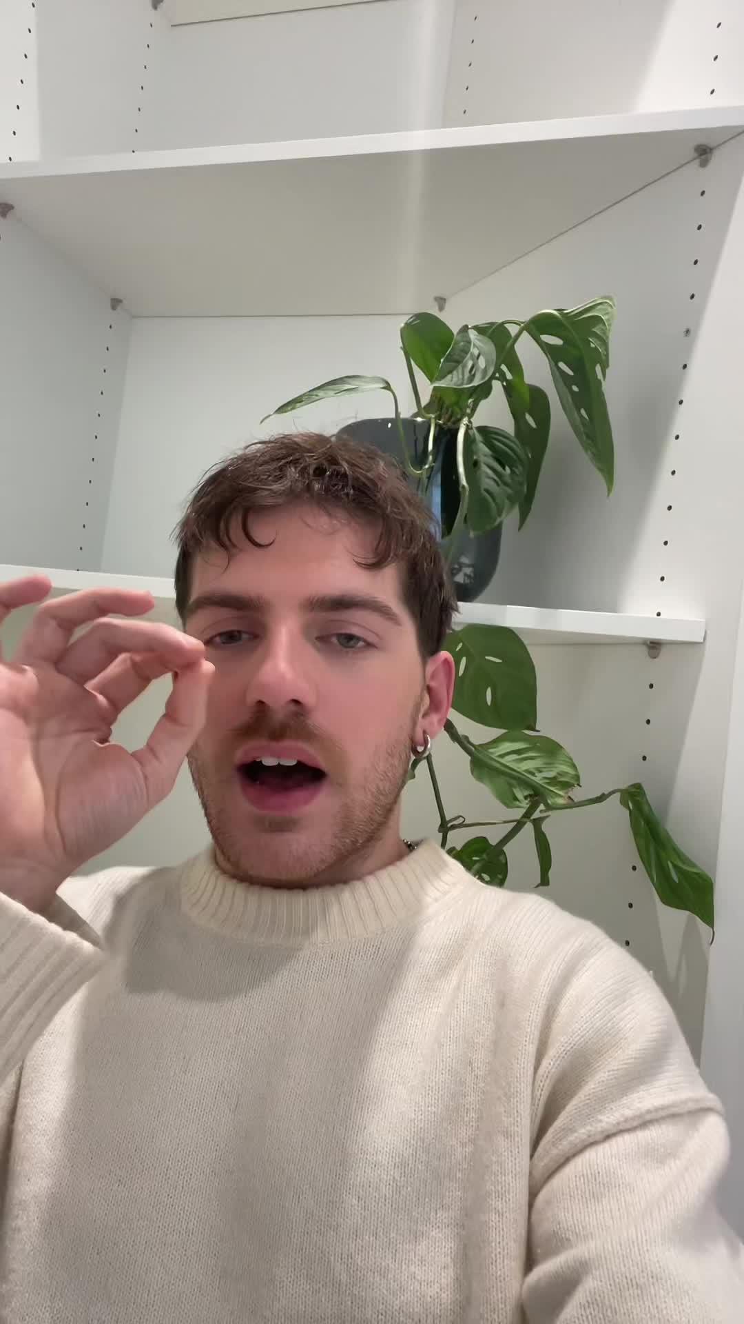 I think my Ai-self is even better than me 🥲 #picbox #avatarai #greenscreen