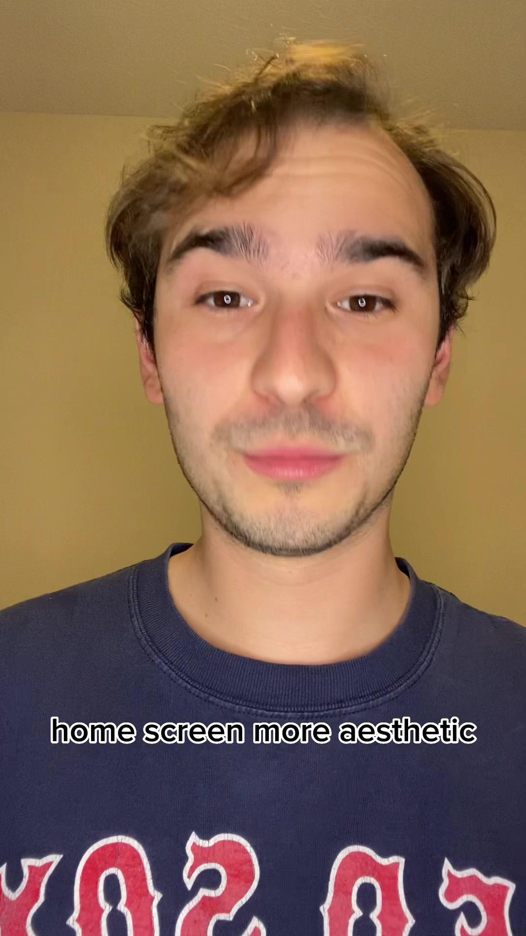 I love using #widgethub to make my phone feel more personalized :) try it out !!! #cozyaesthetic #aestheticphone