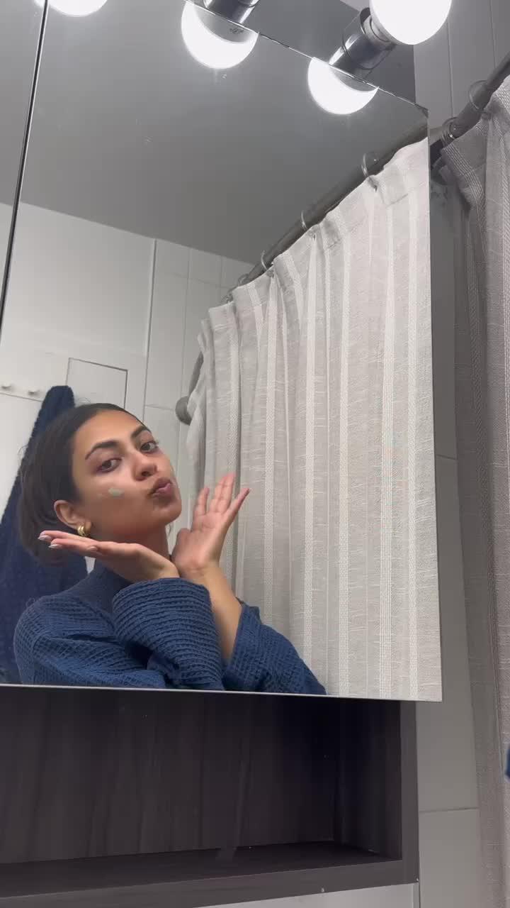 The best beauty hack you’ll ever need is SLEEP! 🤍😴💤I’m a chronic insomniac and sleep deprived girlie. But after using @Sleep Cycle to track my sleep for the past month, I was able to nail down the best sleep routine to keep me looking and feeling my best. Download sleep cycle on the app store to track your Zs and get your beauty rest! 💋