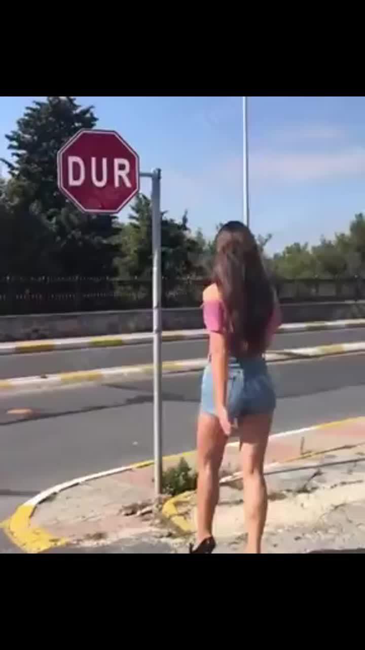 Just One Second. Speak and Translate All Languages Voice Translator