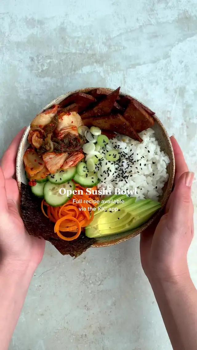 Sushi without the fuss! Try our Open Sushi Bowl via the KIC app. Link in bio for the full recipe. #KIC #KeepitCleaner #Sushi #sushibowl #healthyrecipe 