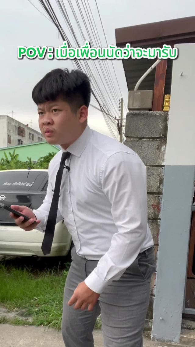 เรียก GrabCar ครั้งแรก ลดเลย 20%* สูงสุด 100 บ. เมื่อใส่โค้ด HELLO เรียกเลย