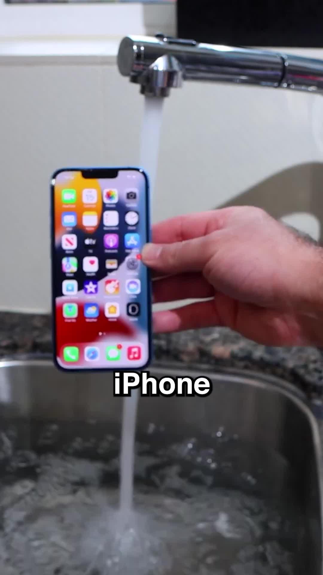 Free up iPhone storage in seconds with Cleanup!