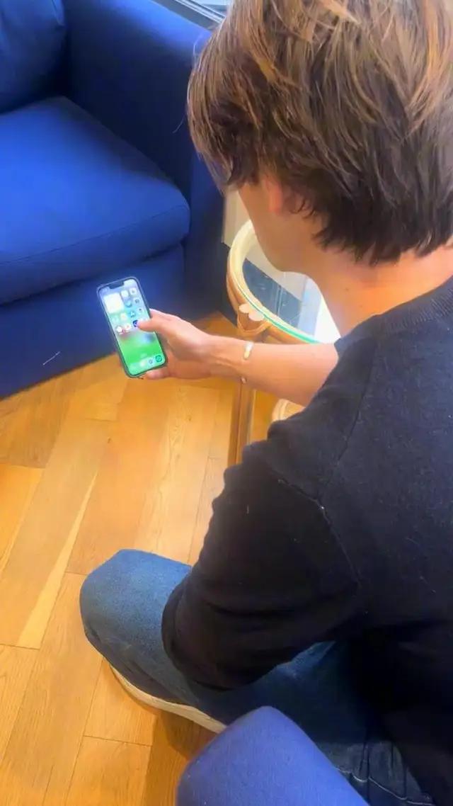 Within seconds, you can get personalised answers to your medical questions. No judgement, on-demand, accurate and personalised to you! If you’re feeling anxious about symptoms, 1. Download Abby on the IOS App Store 2. Ask Abby your question 3. Next, complete Abby’s symptom check as the algorithm looks for clues 4. Abby will then consider your full medical history, symptoms, mood and medications to generate a result 5. Get your personalised answer. Abby is here for you in the moments that matter. Stay informed, stay safe! Download Abby on the App Store! #digitalhealth #healthtech #innovation #mhealth #AIhealthassistant #AbbyApp #downloadnow #personalizedmedicine #AIstartup #healthyliving #selfcare #techsavvy #healthapps #smarttechnology #AIinHealthcare #ehealth #medtech #healthmanagement #healthassistant #personalhealth #painmanagement 