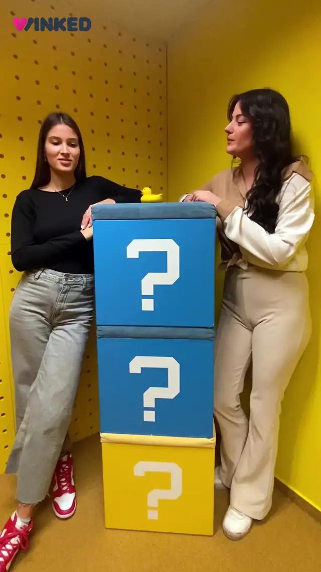 Unbelieveable stories and messaging simulator!