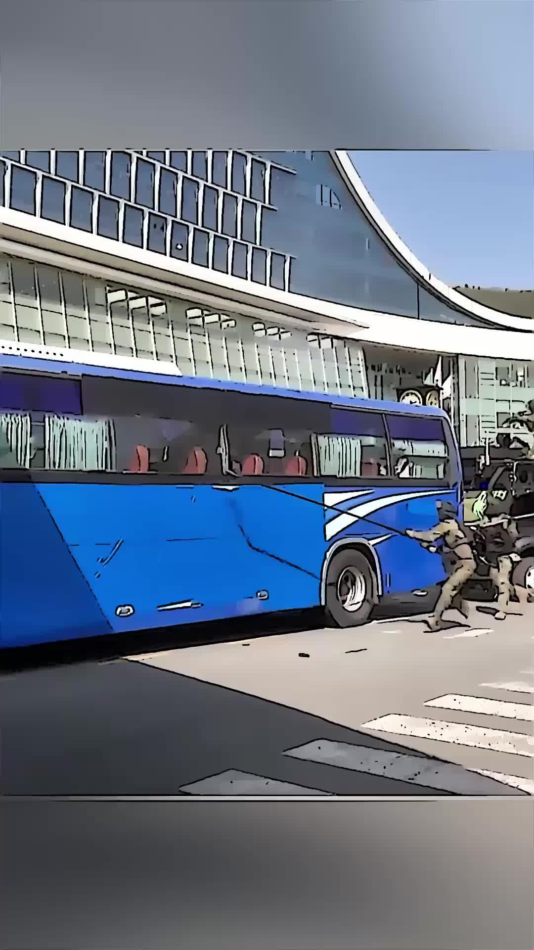 Experience the chaos of WWII in epic battles