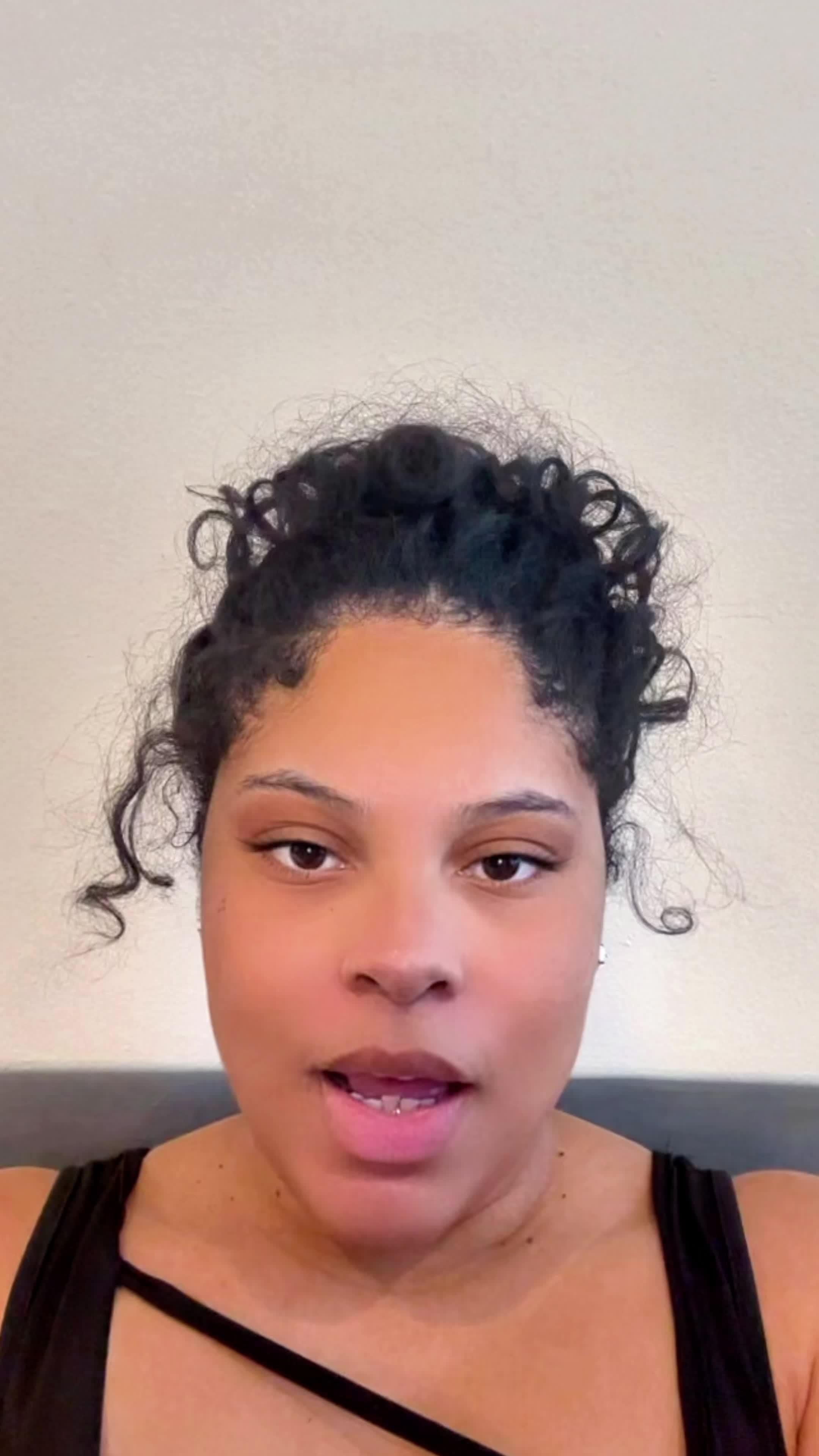 Create Headshots & Realistic Photos with Fotorama AI