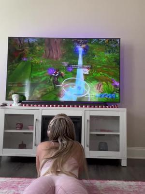 Find pro teammates on Plink app!