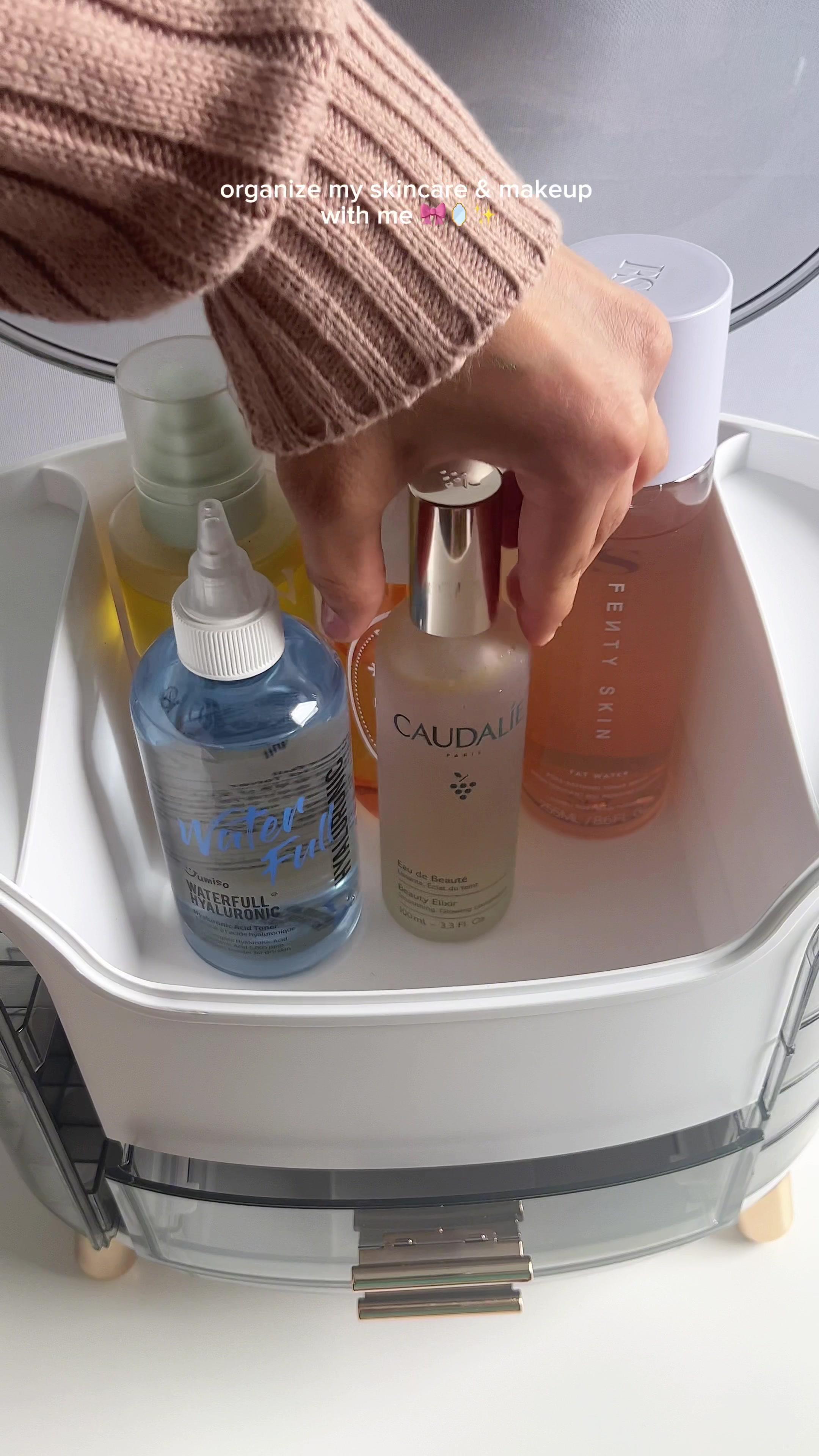 nothing better than a clean & organized vanity ☺️🧚🏼‍♀️ @Temu  🛍️ Download Temu App & Search “dmp6737” to get free gifts with qualifying orders! (New User Only) #temu #temufinds #makeup #makeuporganizer #organize #asmr #asmrvideo #cleangirl #satisfying #beautytok #skincare 