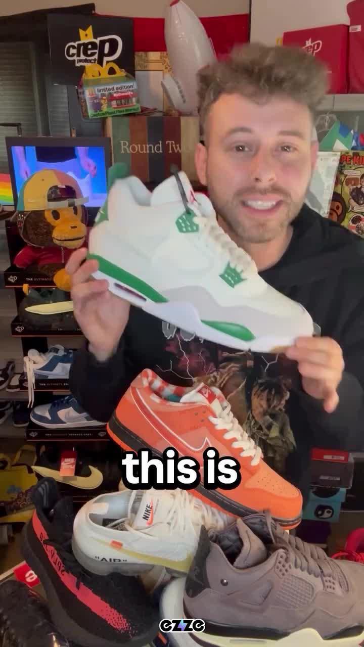 No gatekeeping here :) Discover sneaker and vintage steals and deals through the all-new Ezze app.