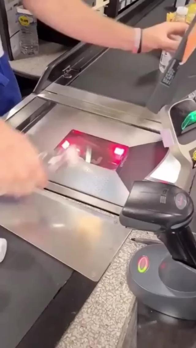 I can't stop playing it, help me!