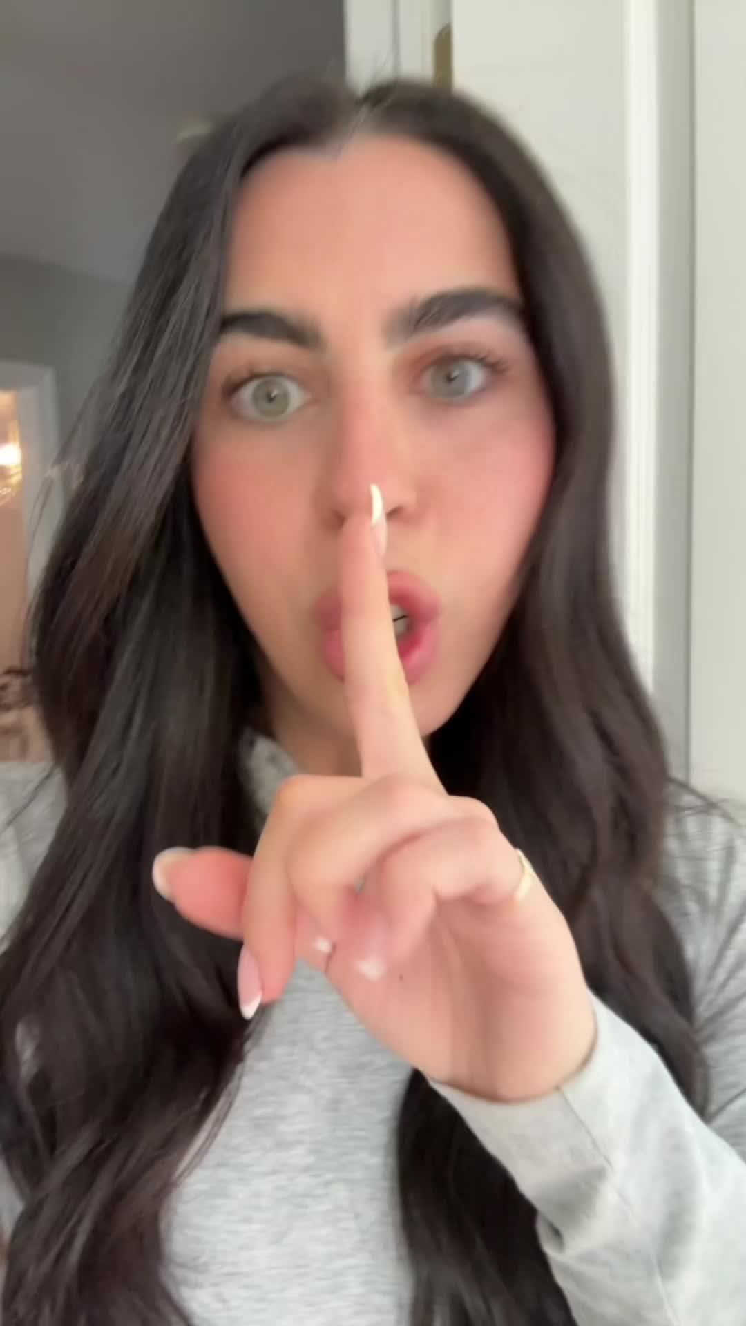 Customize Apple Watch Faces.