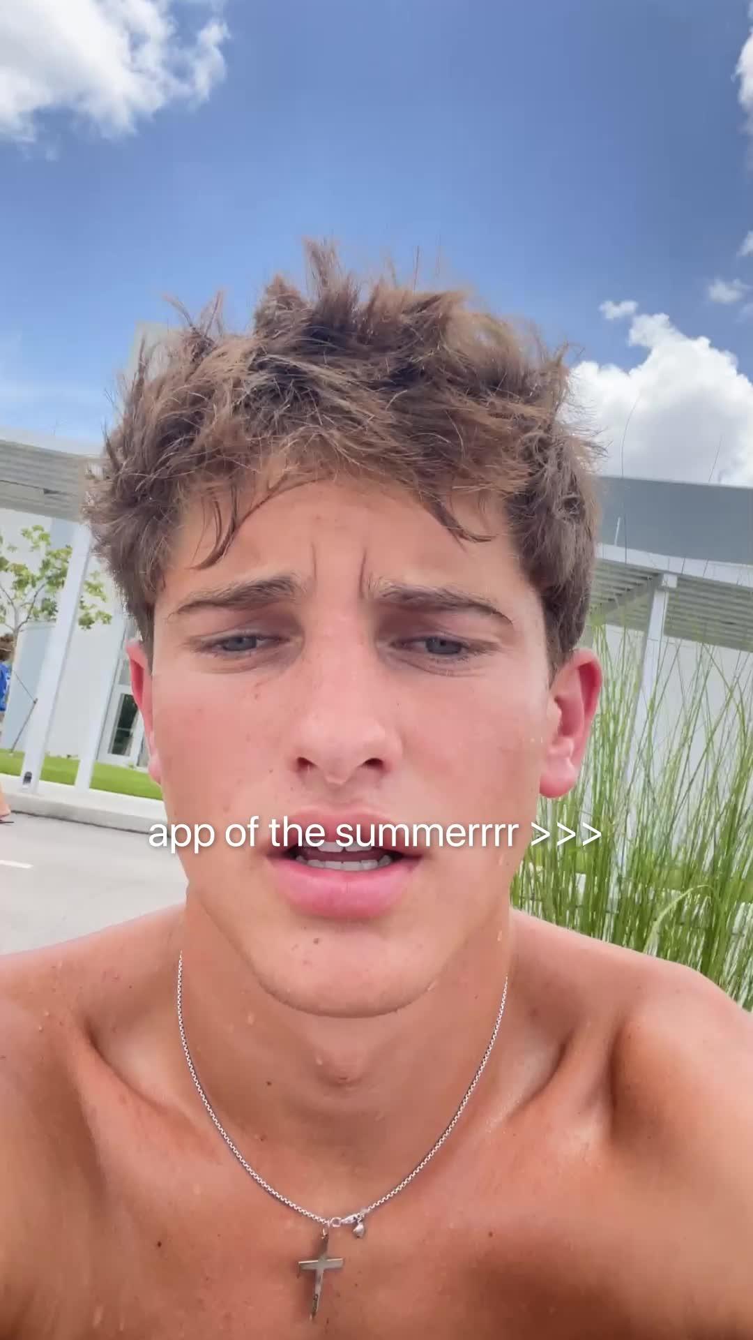 This summer, Fr.app will turn moments with friends into lasting memories. #SummerMagic #fr.app #bestie #app #summer 