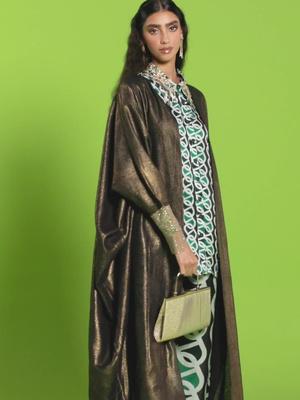 End of season deals to take your wardrobe to the next level? Namshi Has It. Fast.