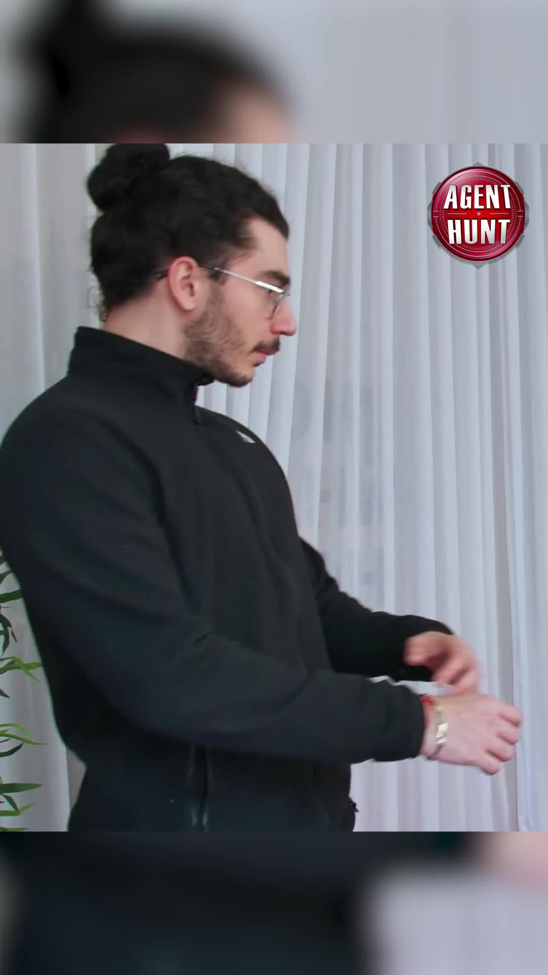 Become the ultimate agent!