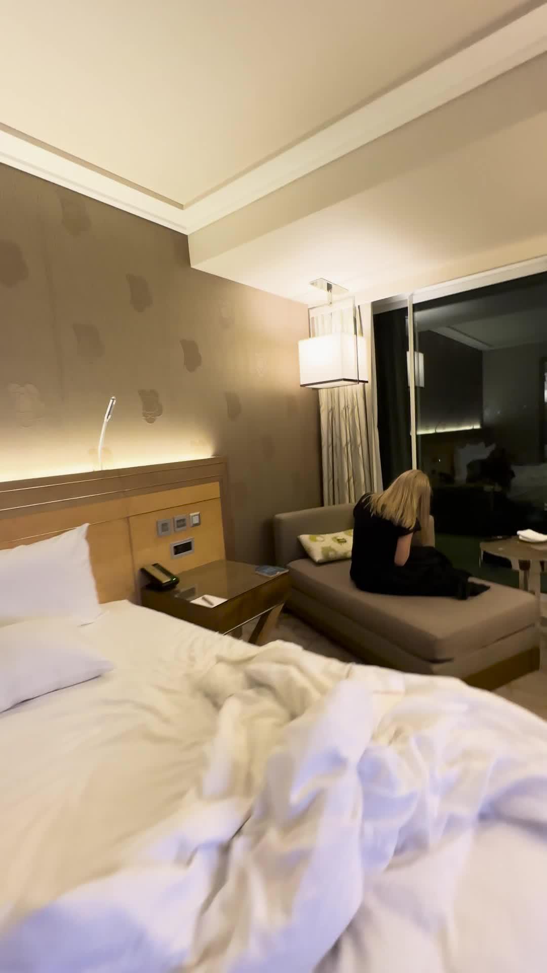 このマッチングアプリ、アラフォーでもモテるしかわいい子が多い！