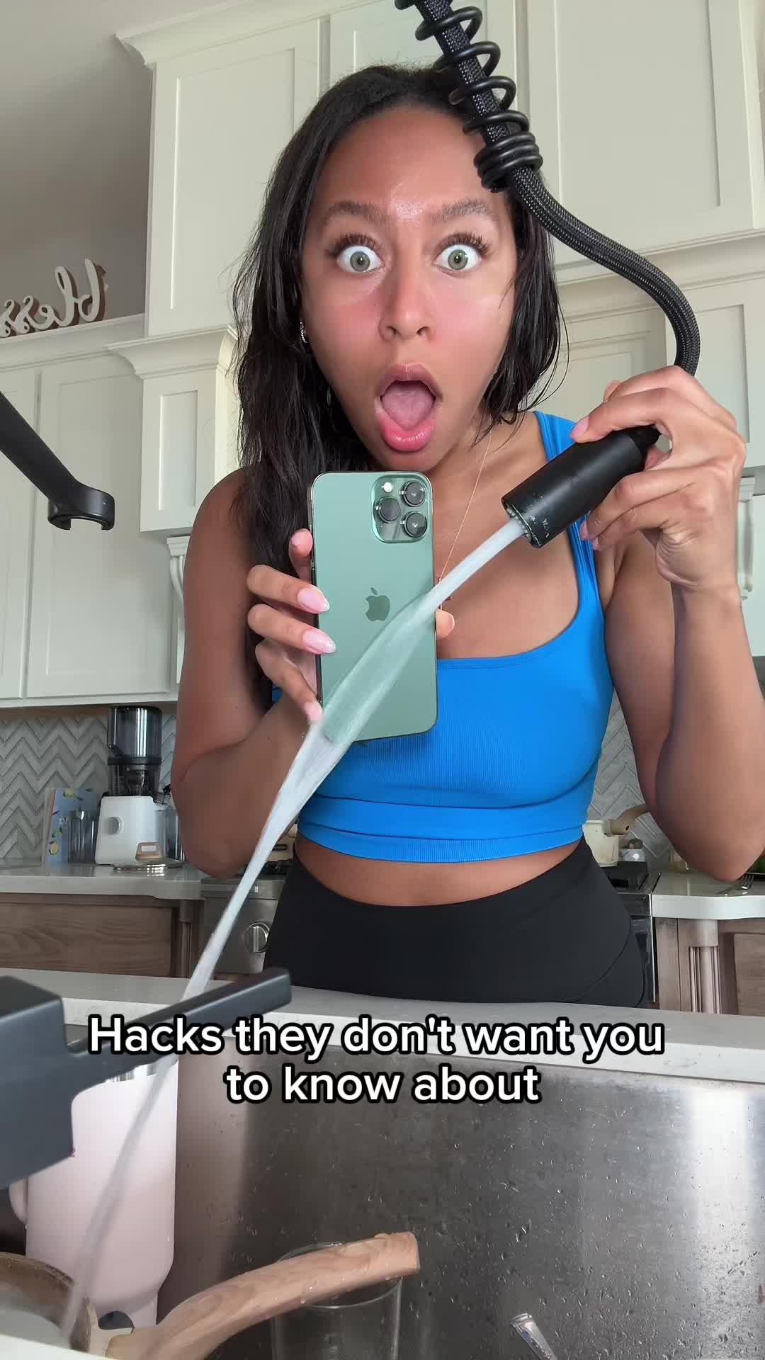 Free up iPhone storage in seconds with Cleanup!