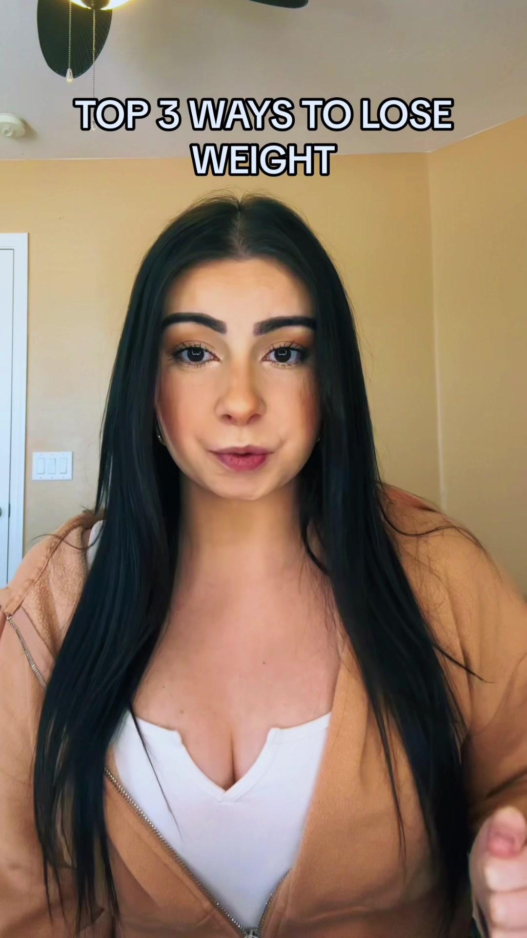 Top 3 Ways To Lose Weight! #fyp #calorietracking #fitnesstiktok #callyapp #foryoupage #lifestyle #caloriescanner #viraltiktok #caloriecounting #weightloss #lifehacks #greenscreen