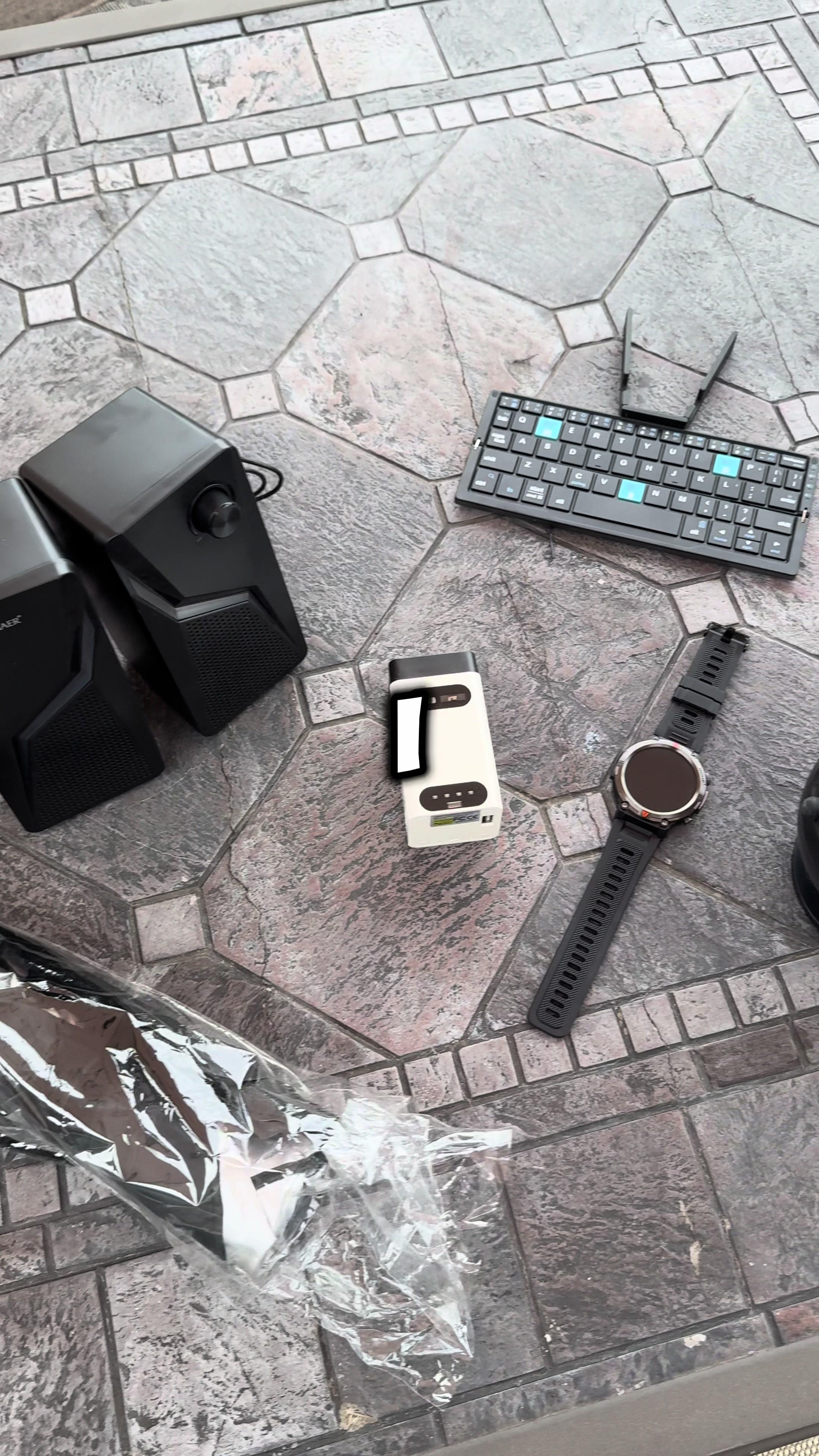 I paid $0 for ALL these items 🔍Temu 100% off code: dpq7644 for $0 Tech products (app new users only with qualifying orders) ⚡️📦 FREE shipping and FREE returns #tech #techfinds #techgadgets #temutech #temumethod