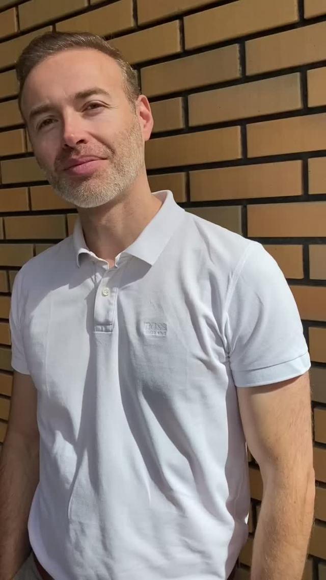 Ready to chat with attractive single men? Discover Dating.com #single #chat #handsome