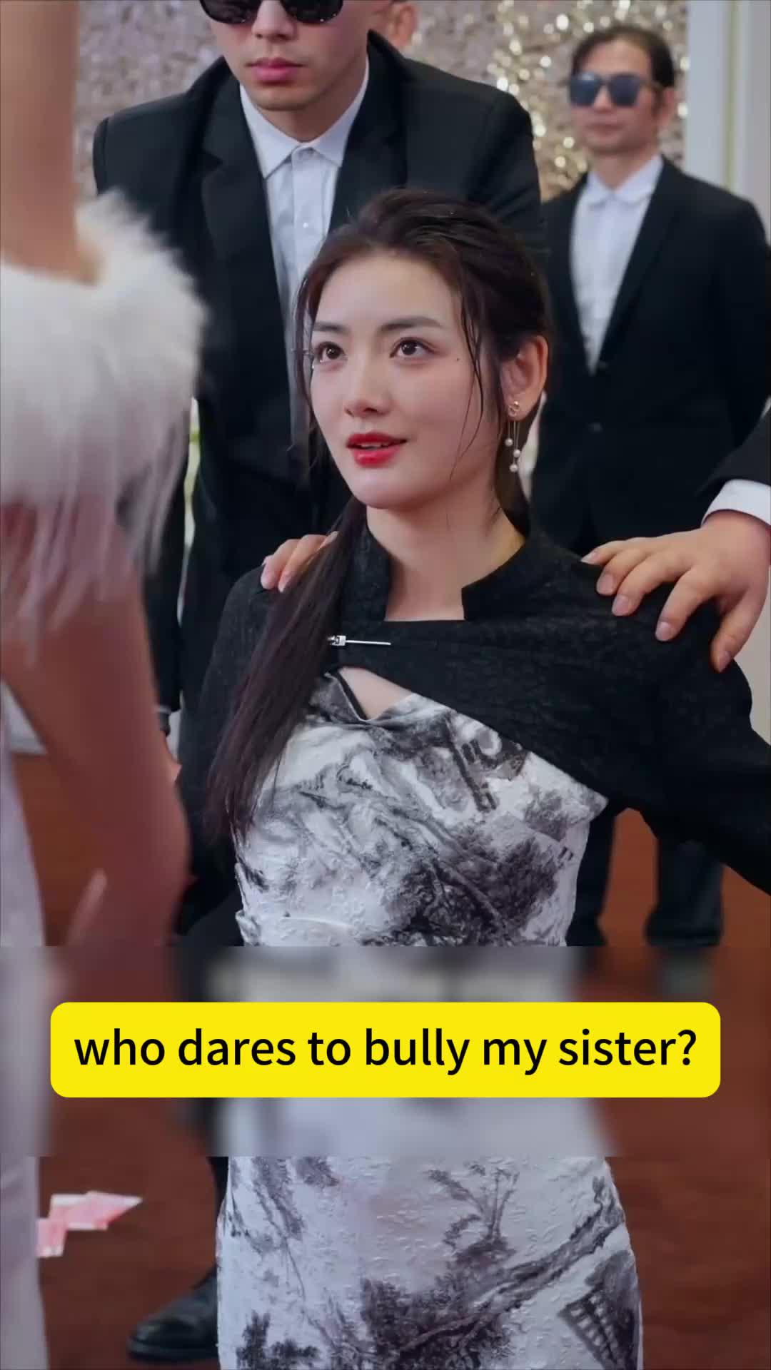 My scumbag husband abandoned me after getting rich, but I have three CEO brothers backing me up.