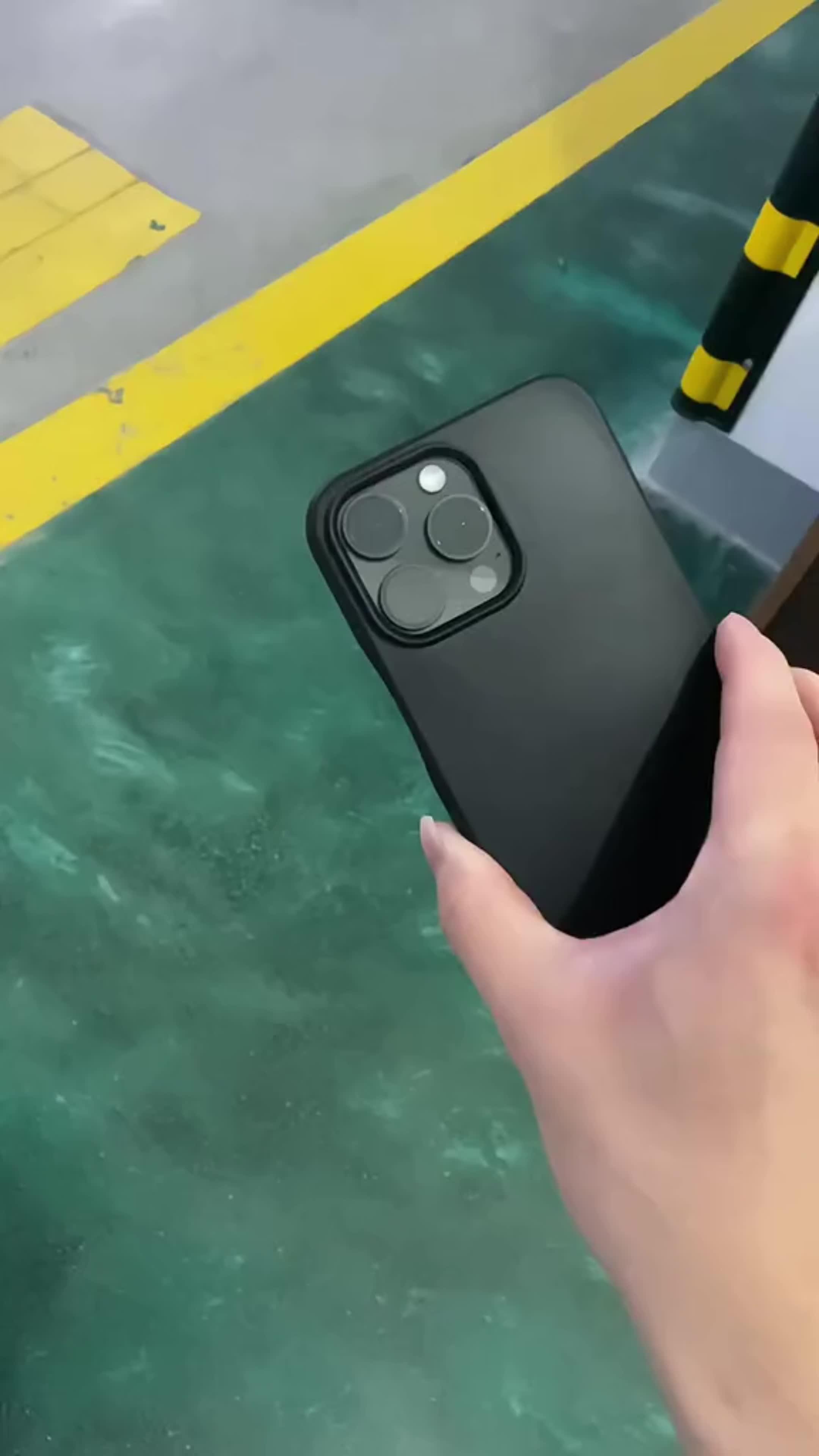 Which 4K wallpaper would you like to choose