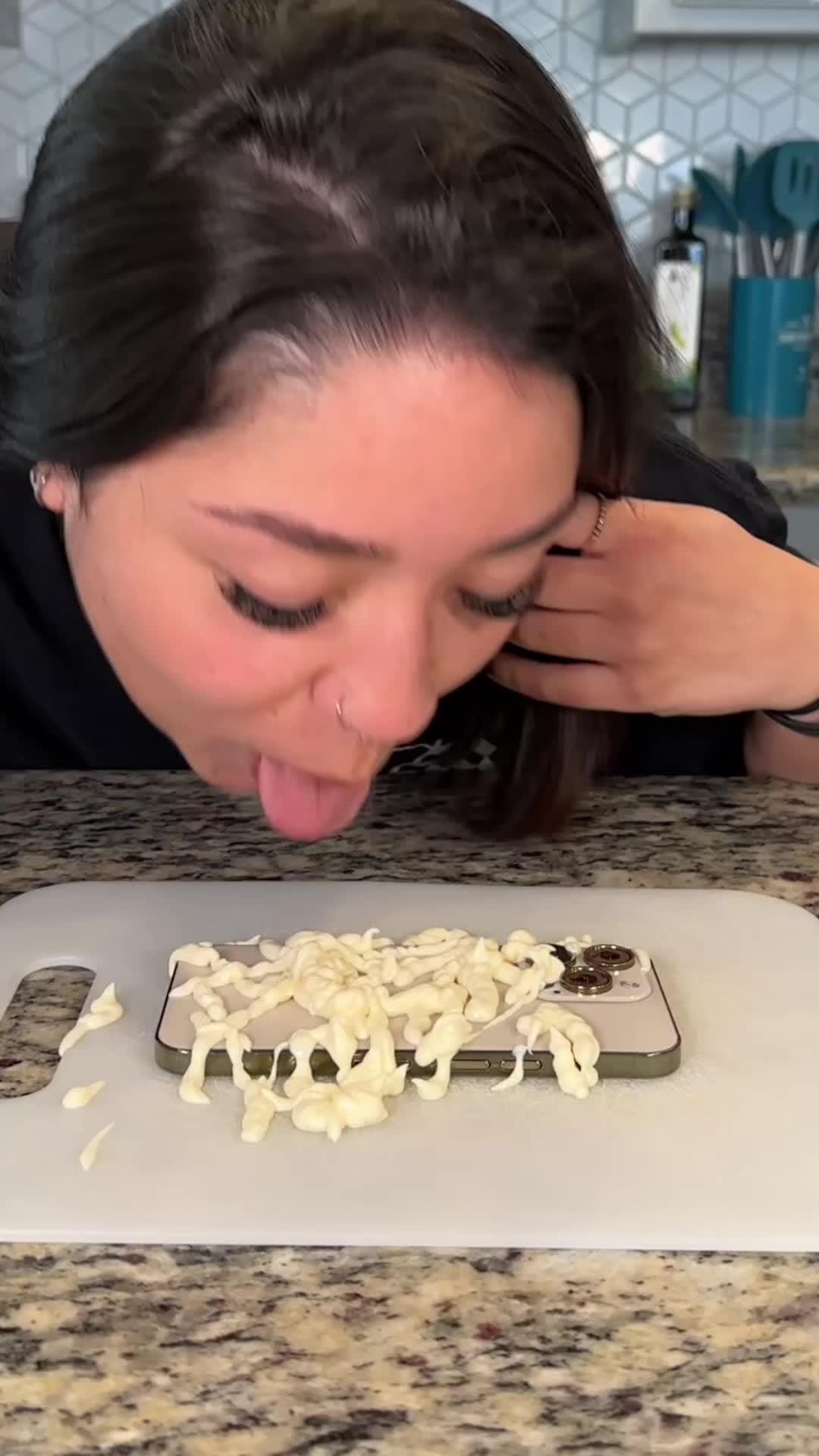 Free up iPhone storage in seconds with Cleanup!