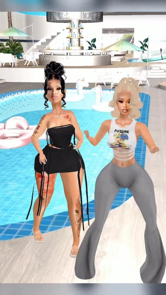 Pool Party <3 Come dance with us!