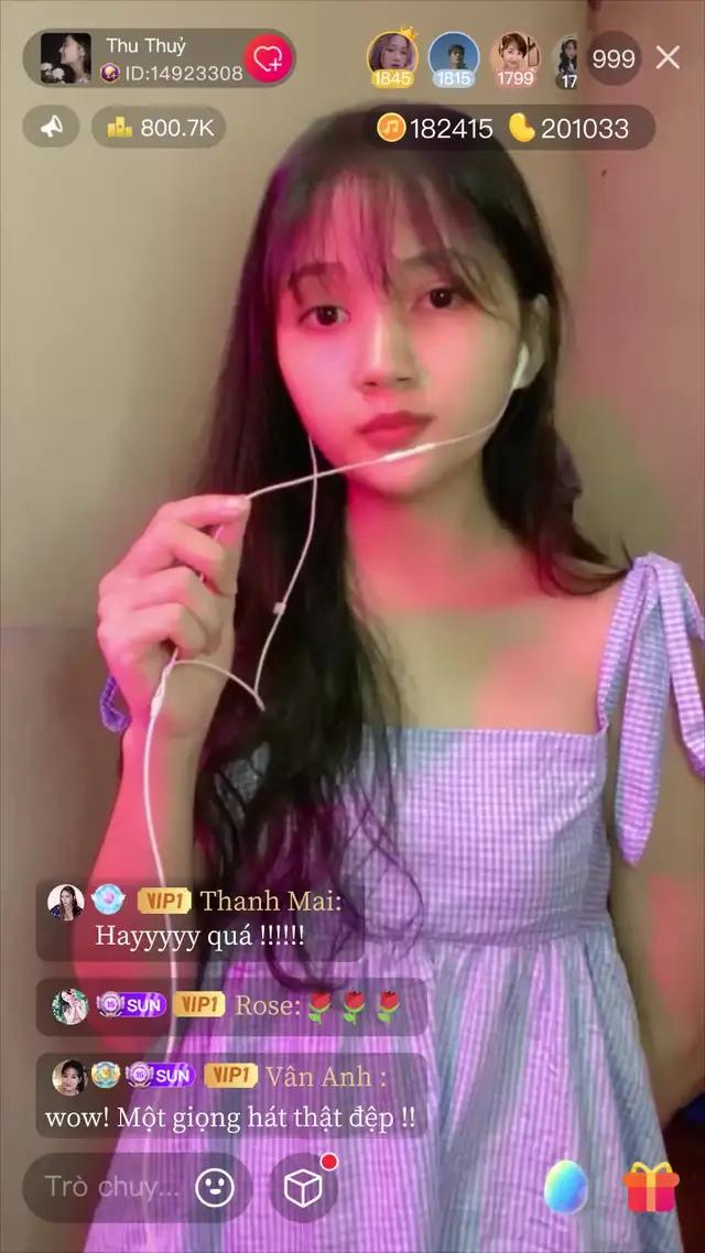 Vào SingNow cùng ca hát