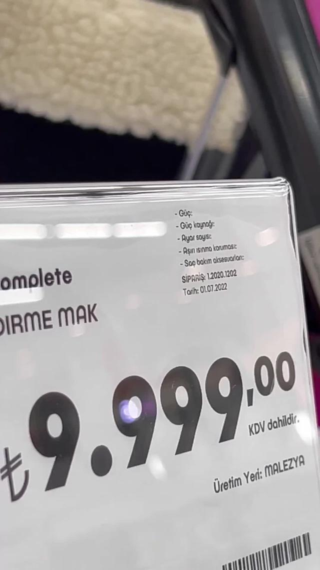 10.000 TL'ye varan faizsiz alışveriş kredisi Yapı Kredi'de. Hemen Yapı Kredili ol.