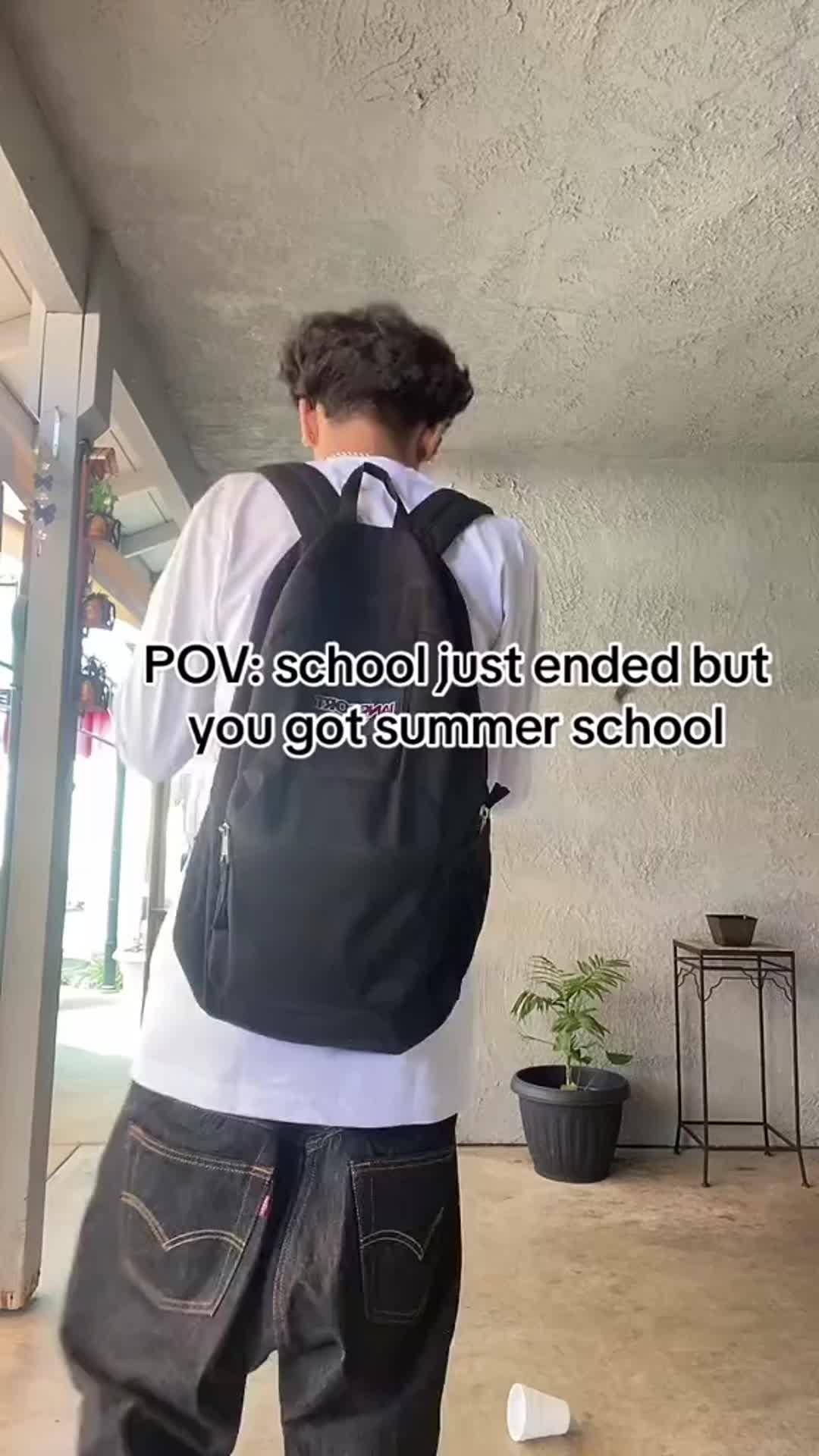 someone: how’s your studies going on?#studytoolsforstudents #AI #studyhacks #studytok #exam #summerschool