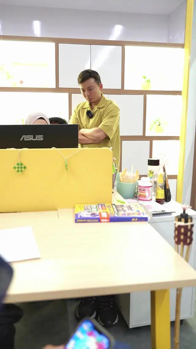 Berani Betul kat office main game!!!! @toptop.my #toptop 