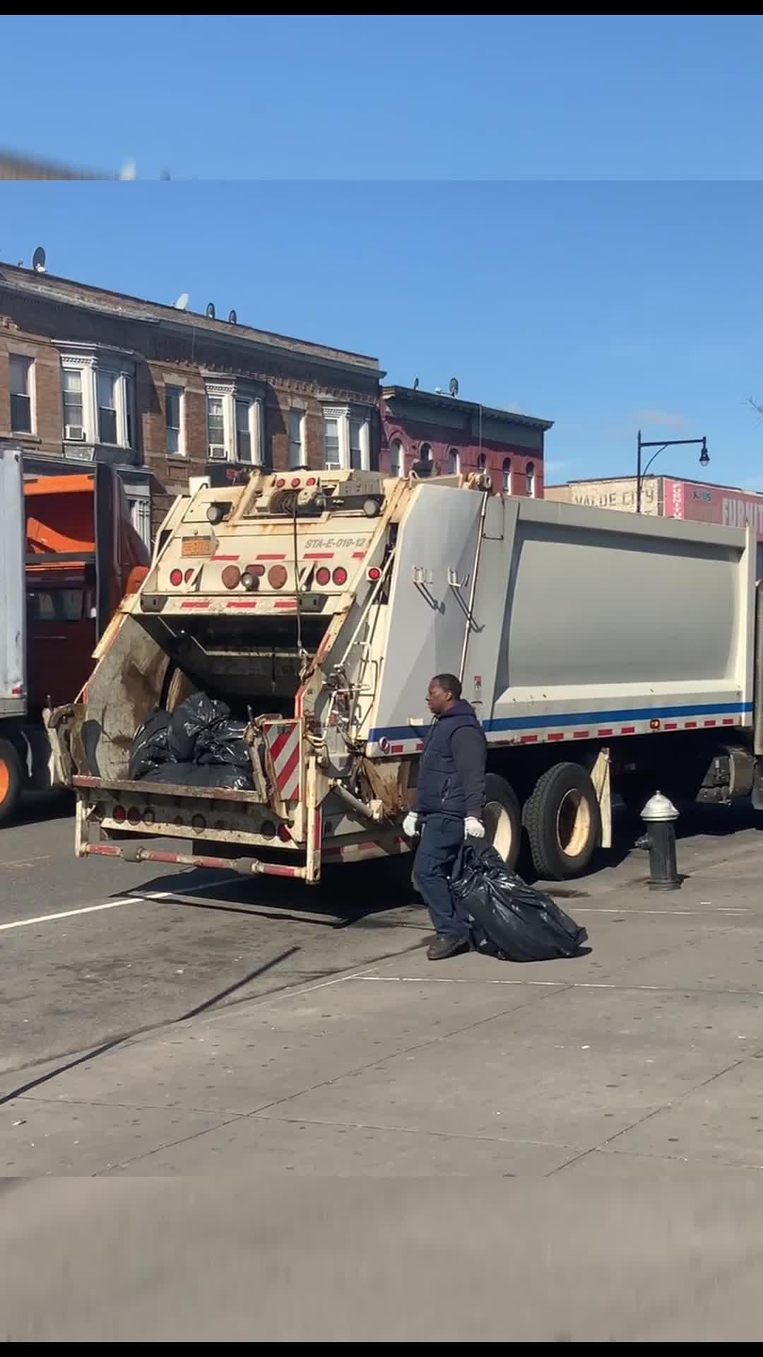 Hard day? Relax&Play!