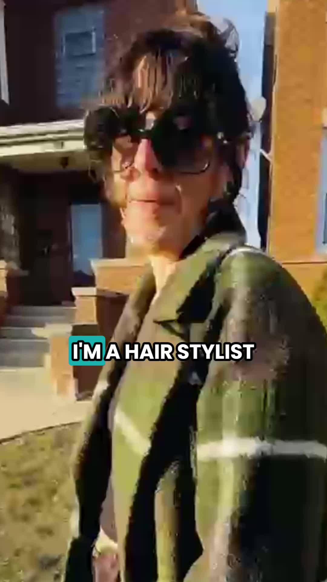 Our scheduling app helps hairstylists manage their time and achieve work-life balance.