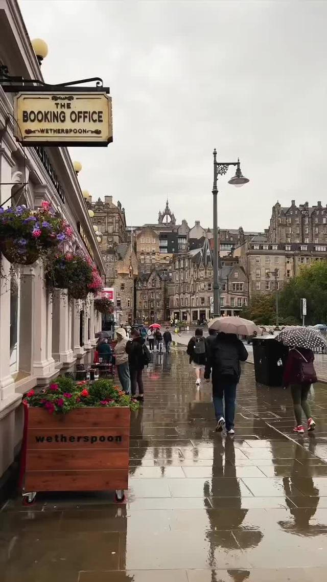 مع مين ودكم تسافرون؟ ✈️🧡 #دايركت #دايركت_شوف_العالم #Direct