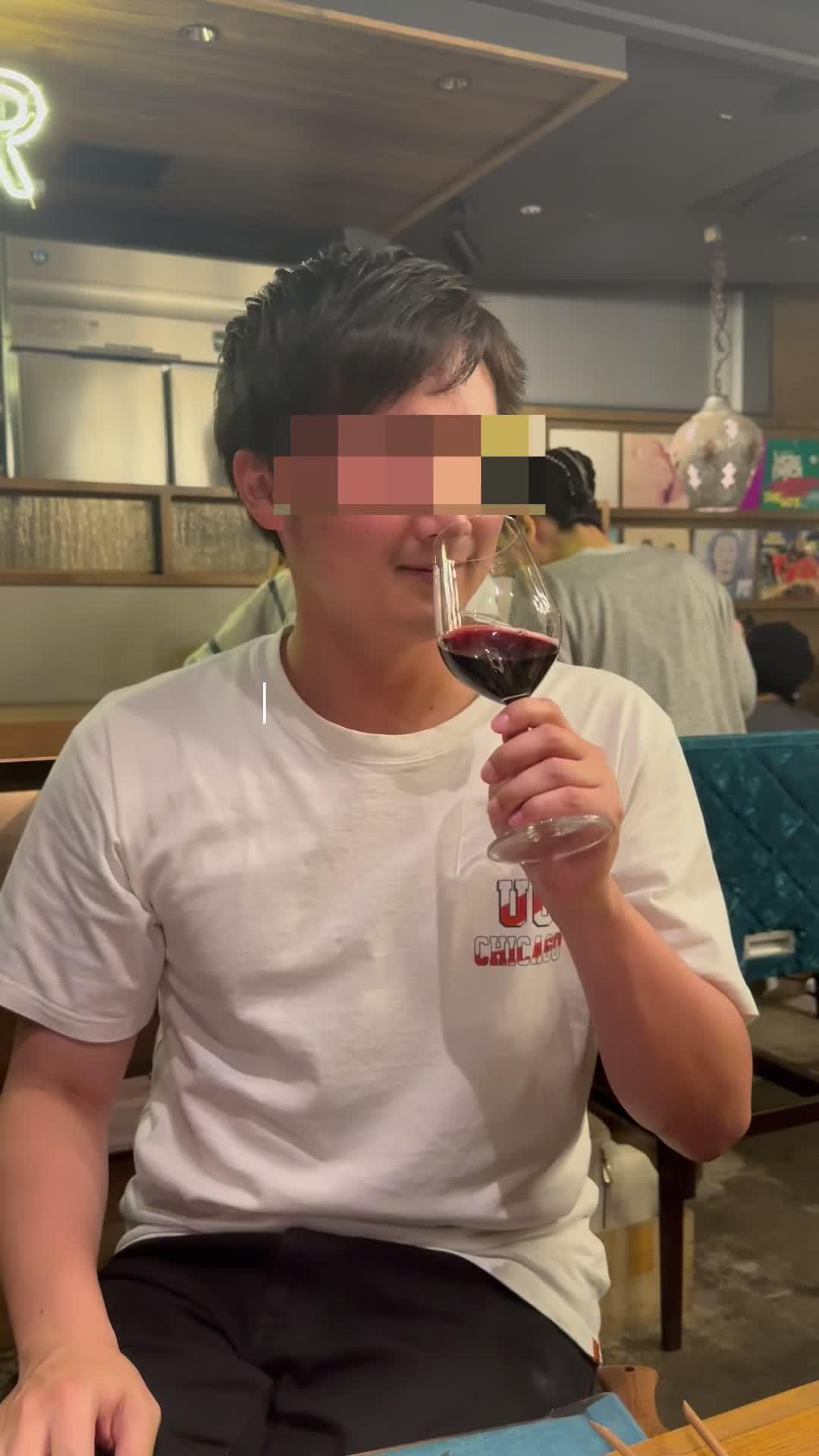 彼のスマホに出会い系アプリが入ってたなんて。。。