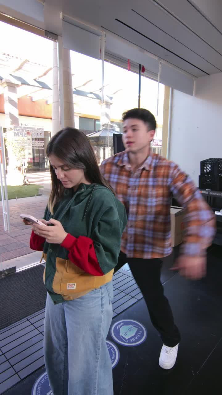 Login to get SSRs and VIP10！