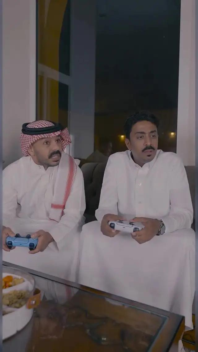 حمّل التطبيق وجرّب شراء المجموعة