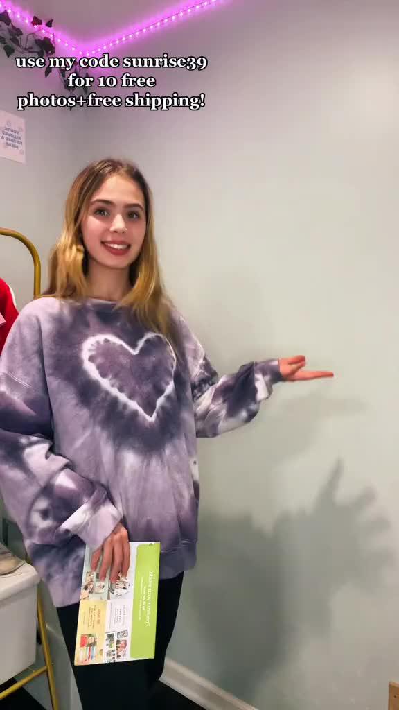 Get 15 free 4x6 prints and free shipping on your first order with code 'SUNRISE39'